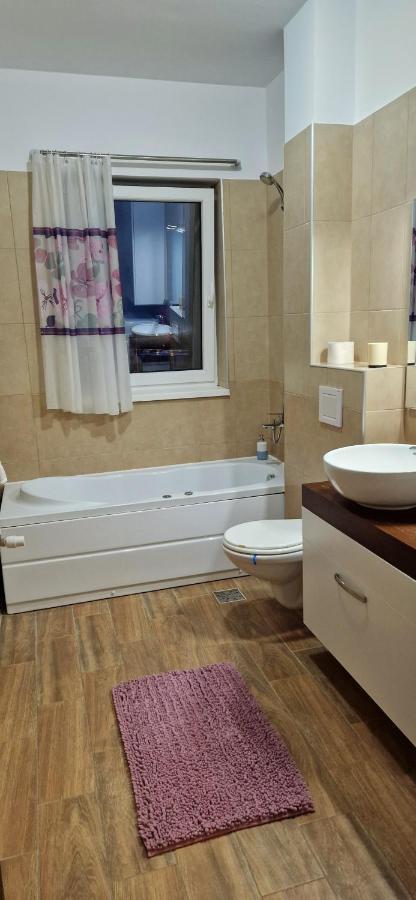 Friendly Rentals Vivamus Brasov Ngoại thất bức ảnh